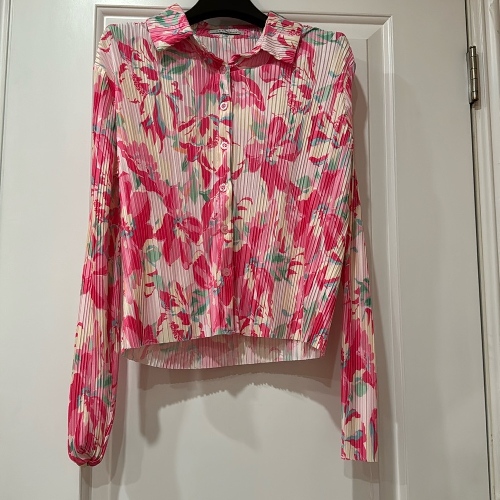 Pink colorful Brand New ruffle material top matching pants